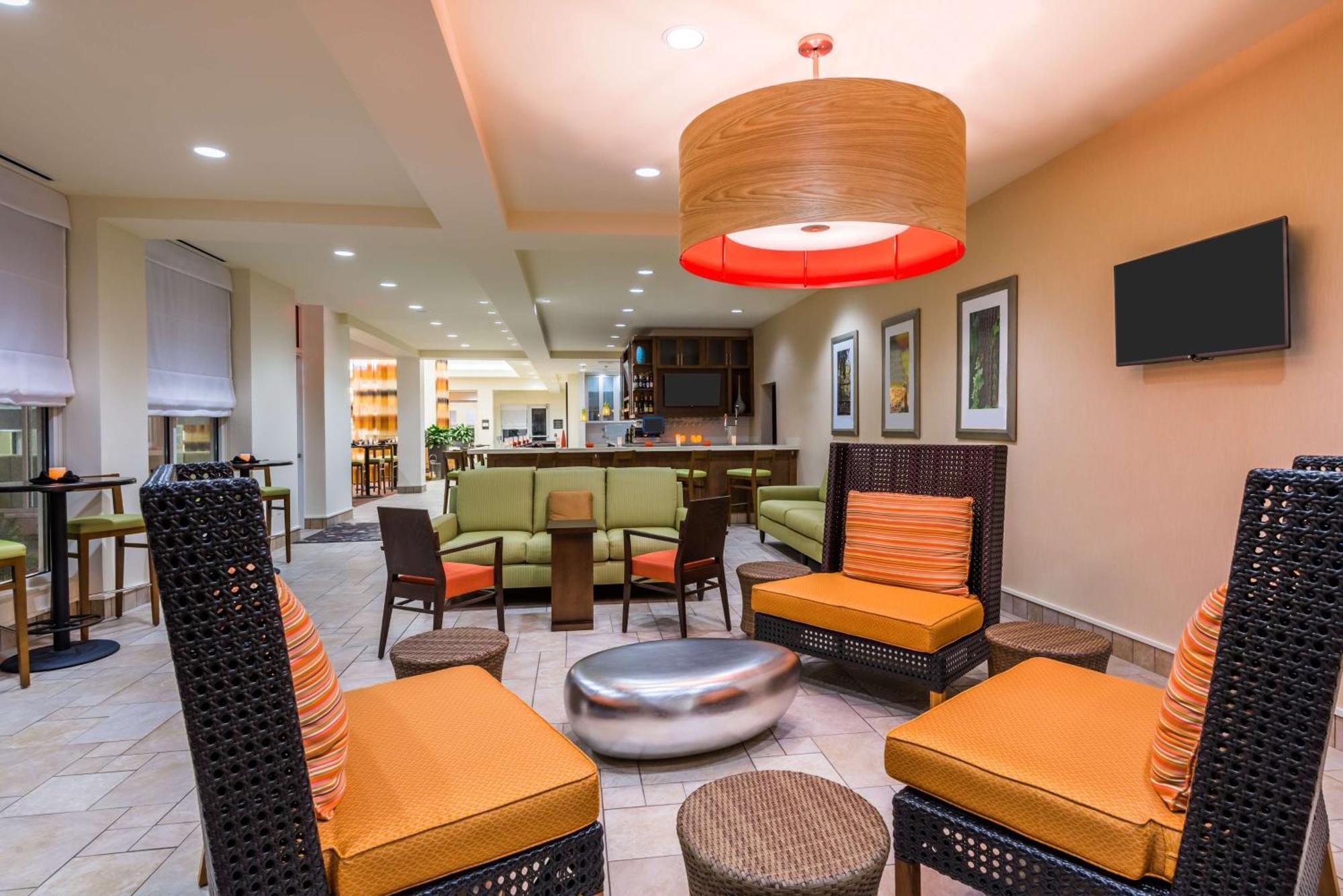 Hilton Garden Inn Уейн Екстериор снимка