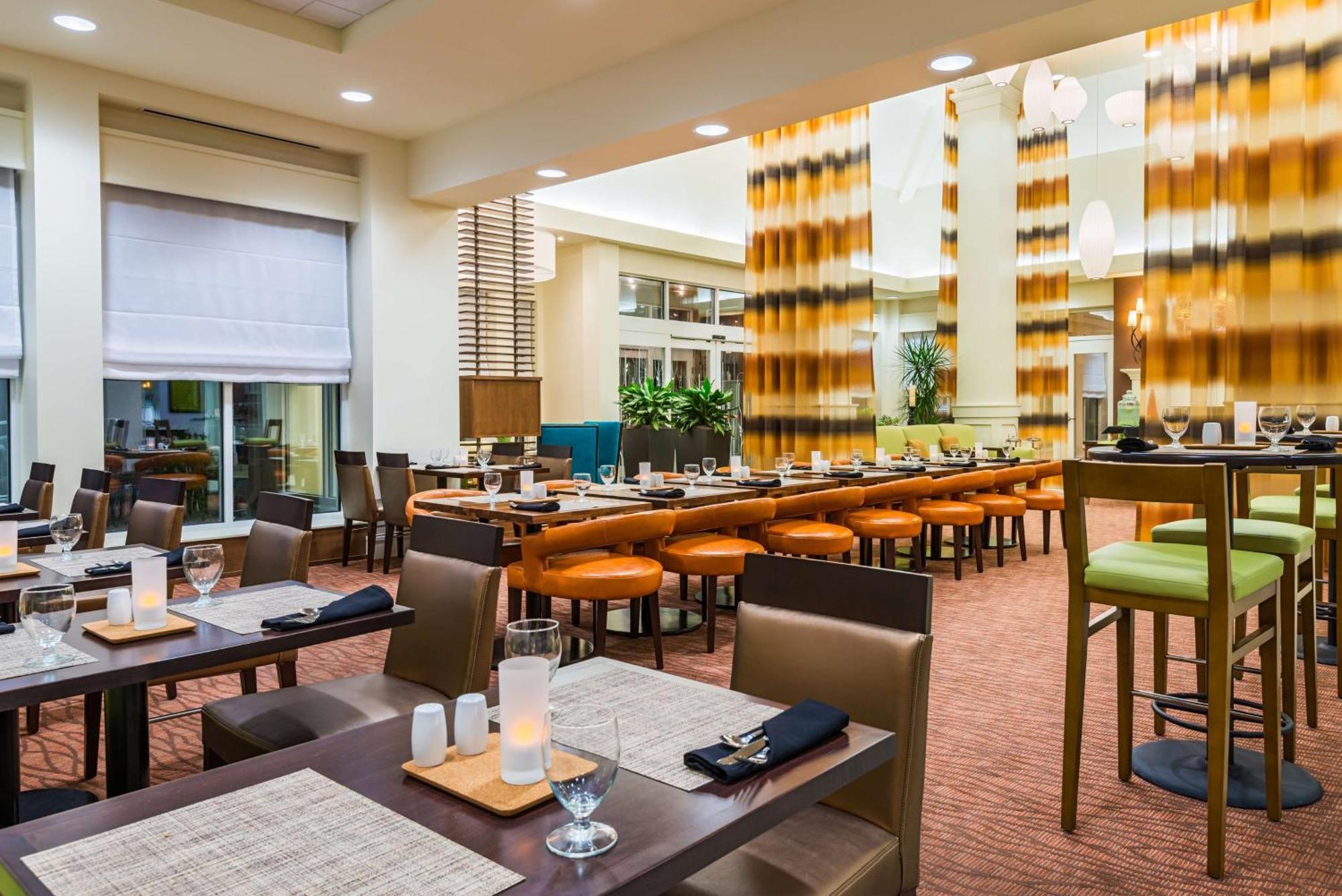Hilton Garden Inn Уейн Екстериор снимка